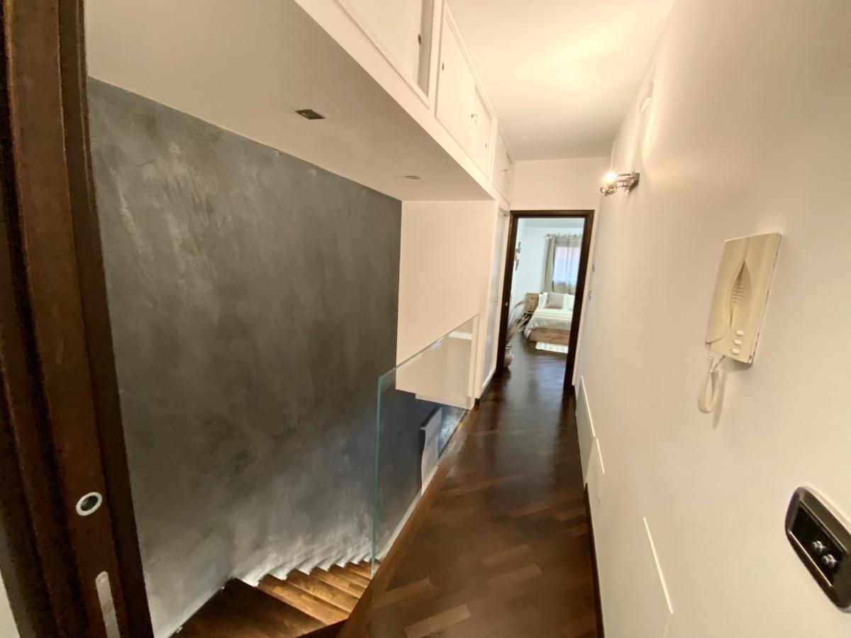Wood Luxury House Appartement Pescara Buitenkant foto