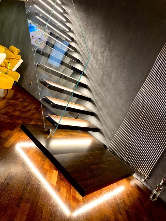 Wood Luxury House Appartement Pescara Buitenkant foto