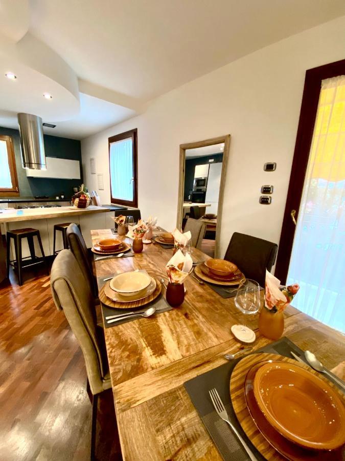 Wood Luxury House Appartement Pescara Buitenkant foto